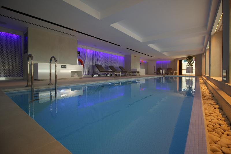 Plaza On The River 5* London