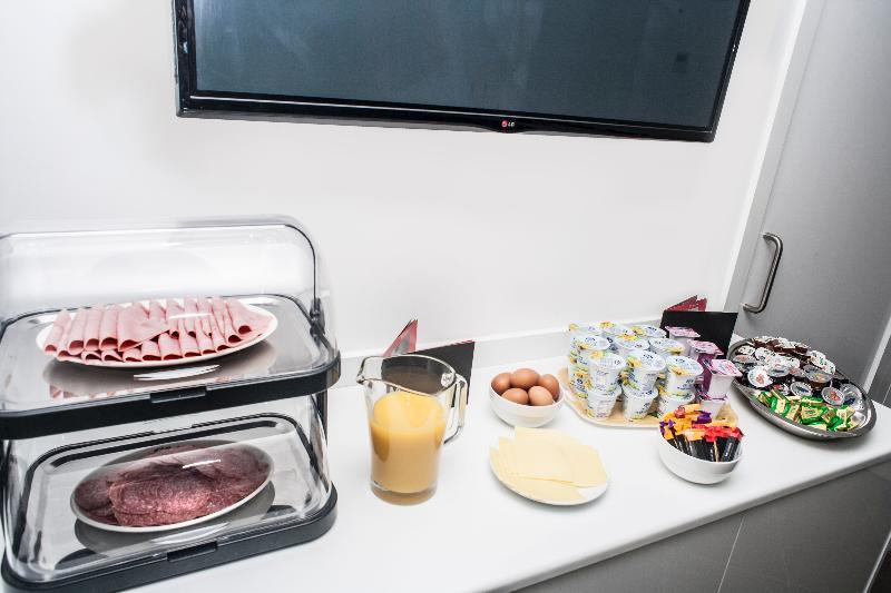Aparthotel Nox Hyde Park 4*