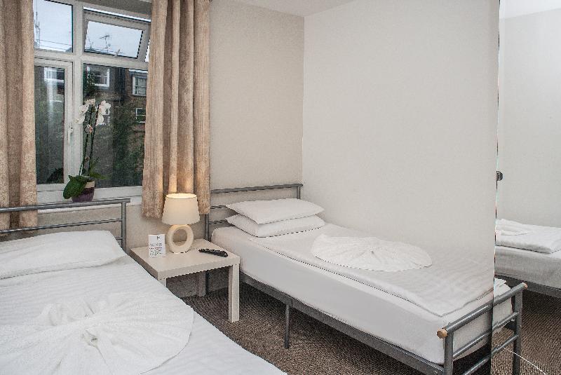 Aparthotel Nox Hyde Park 4*