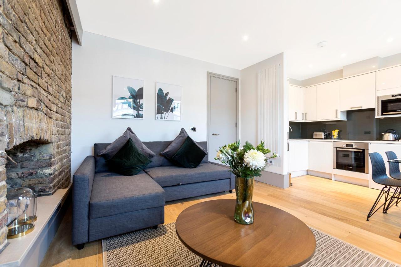 Park Ridge Apartment *
