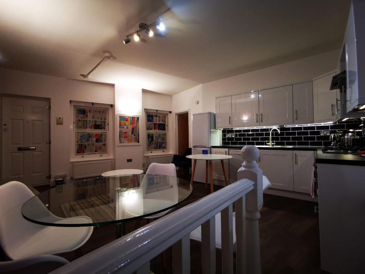 Apartment Capital Host- Apartments Euston