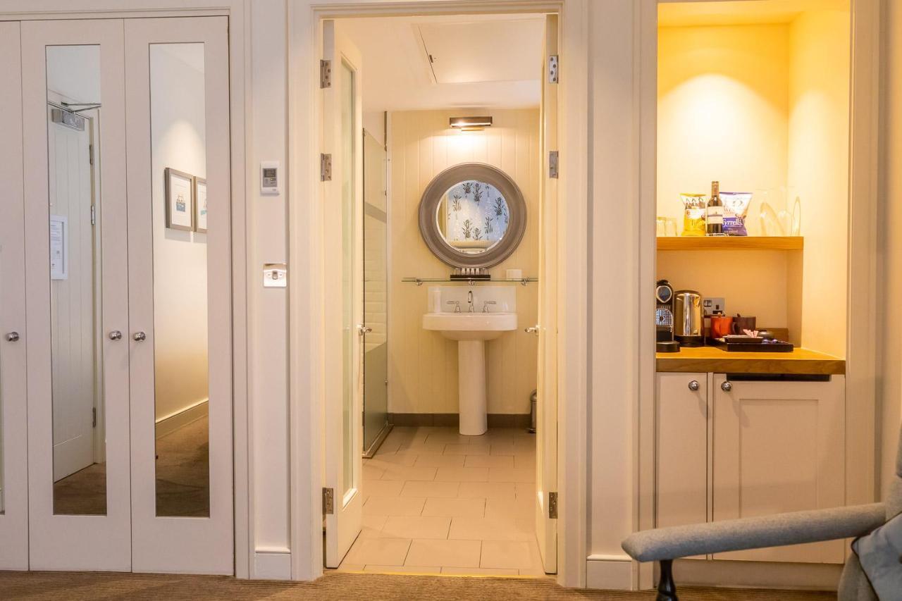 The Alma Hotel London