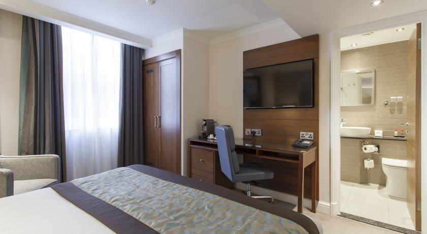 Thistle Piccadilly Hotel 4*