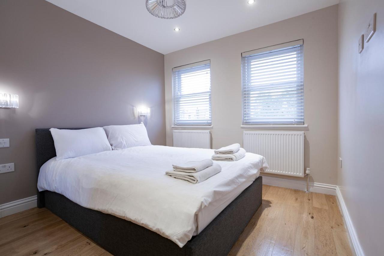 Valet Kilburn * London