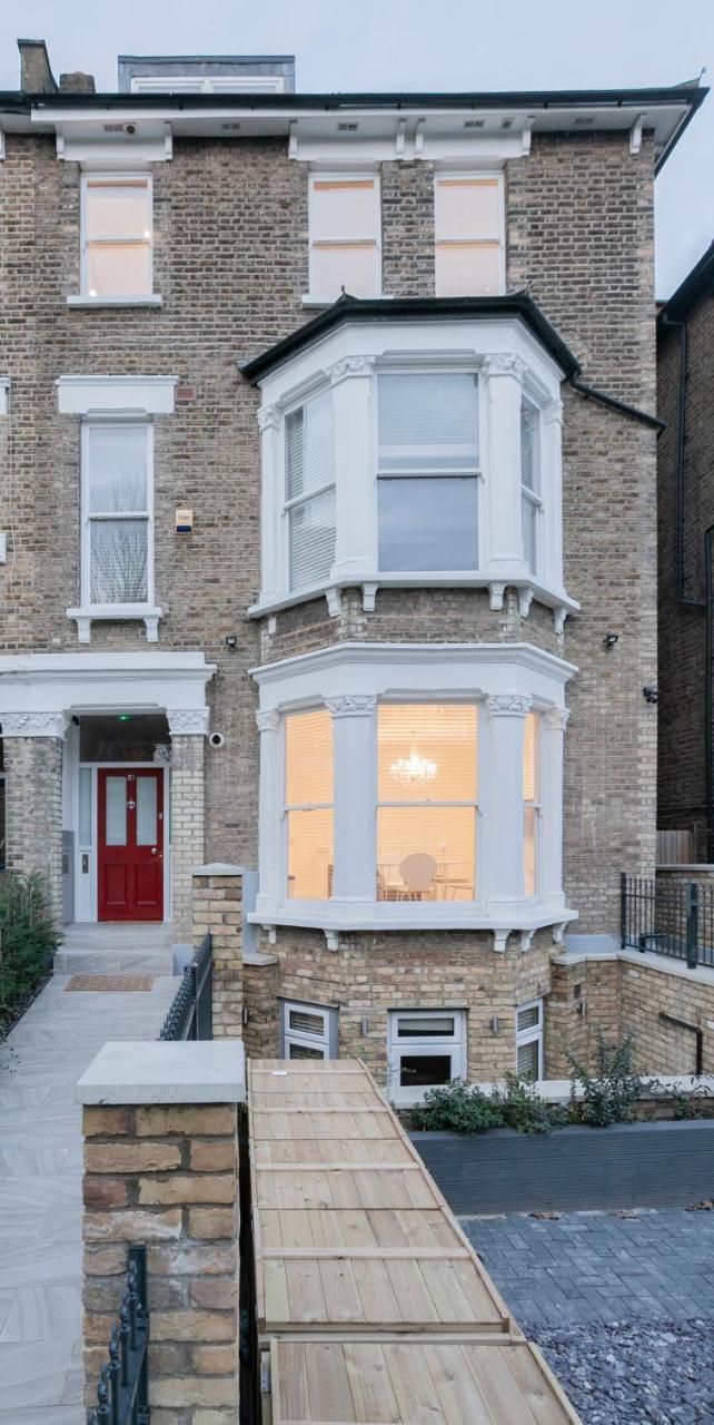 Valet Kilburn * London