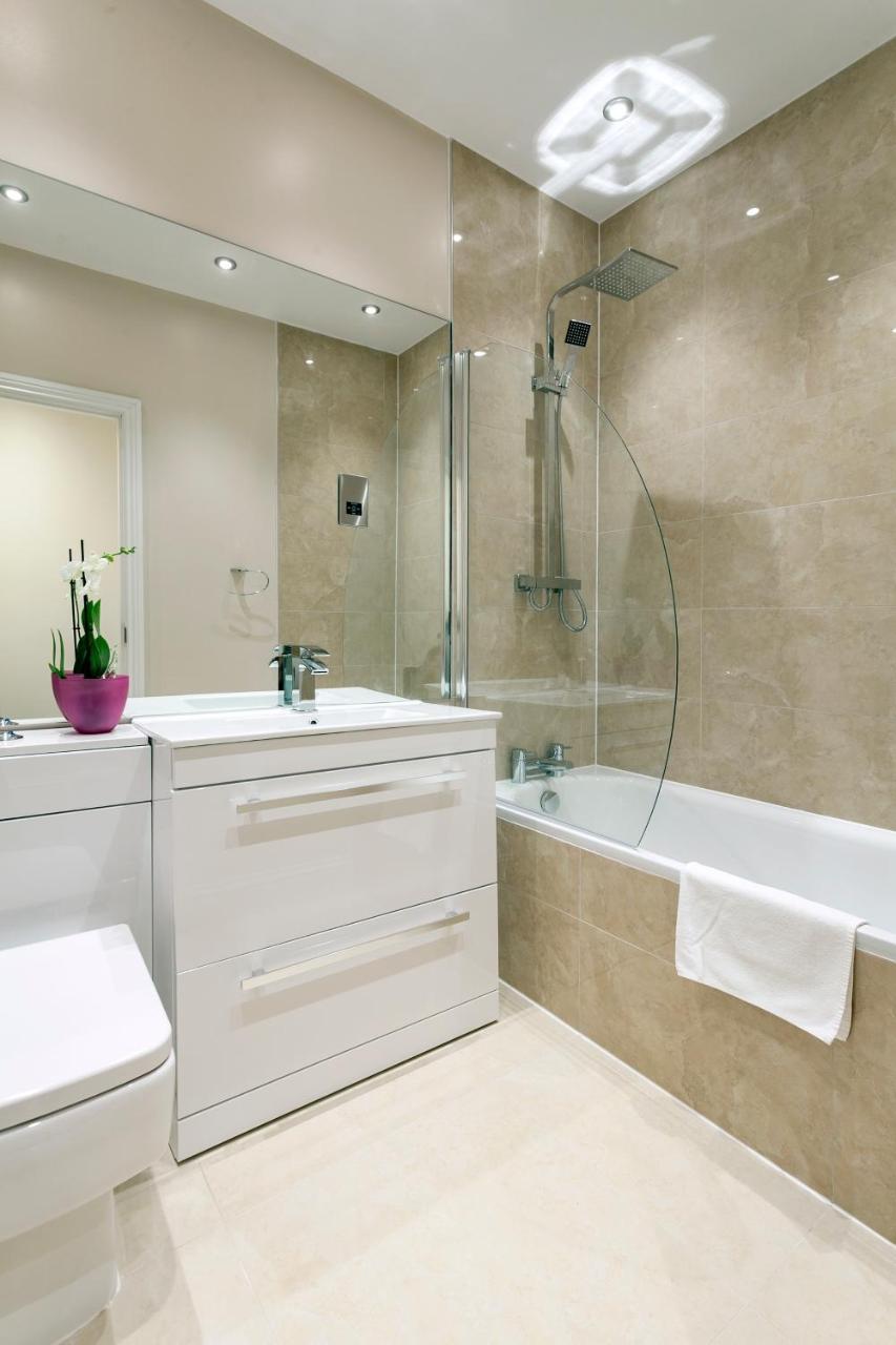 Valet Kilburn * London