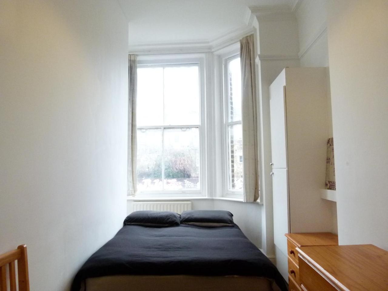 Beautiful Family Barons Court Apartment