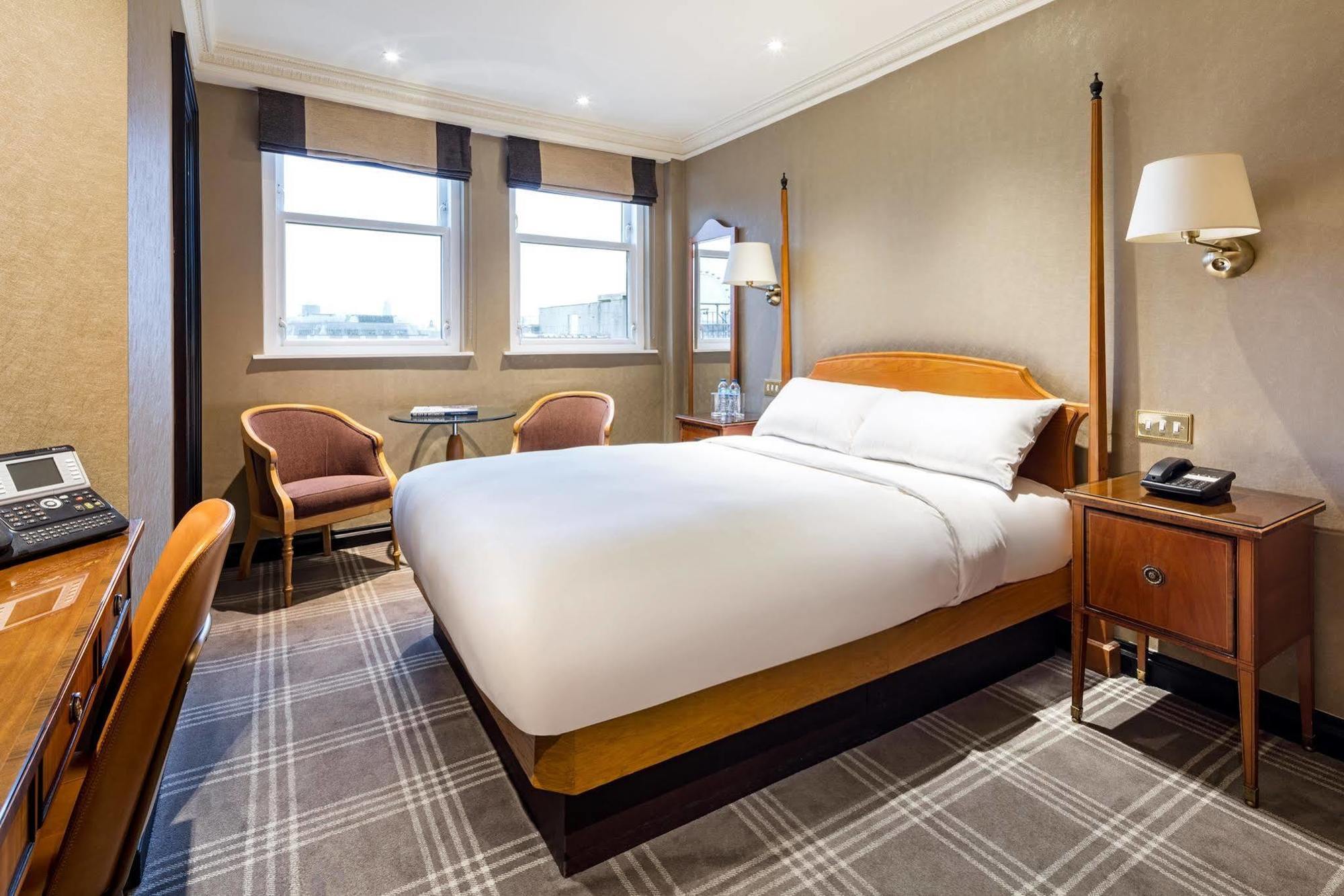 Radisson Blu Hotel, Leicester Square - Formerly Hampshire Hotell London
