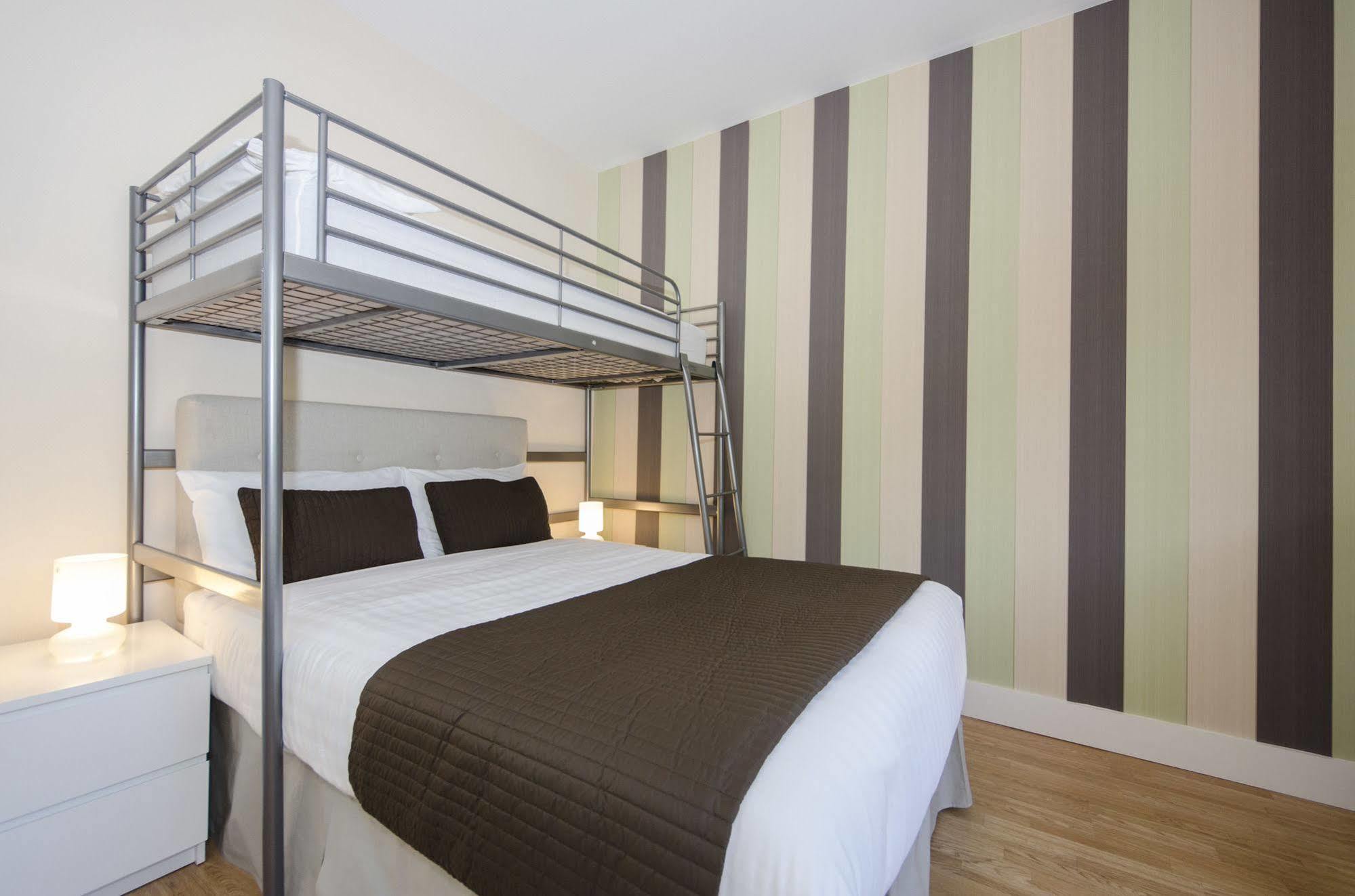 W14 Hotel *