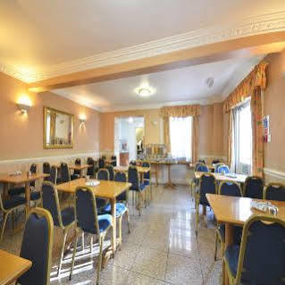 Seymour Hotell 2*