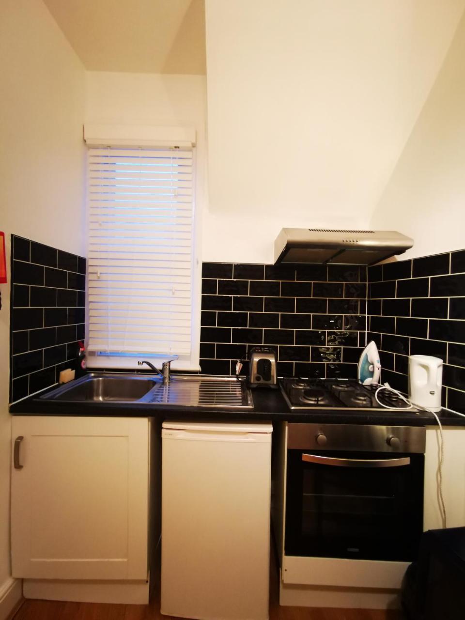 Capital Host- Apartments Euston Apartment