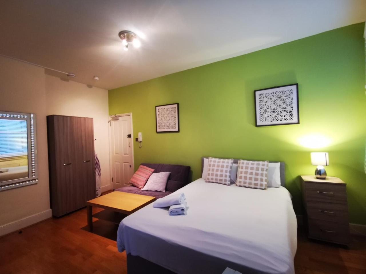 Capital Host- Apartments Euston * London