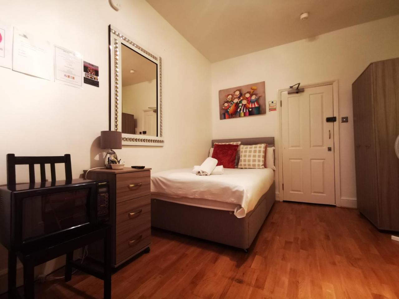 Capital Host- Apartments Euston *