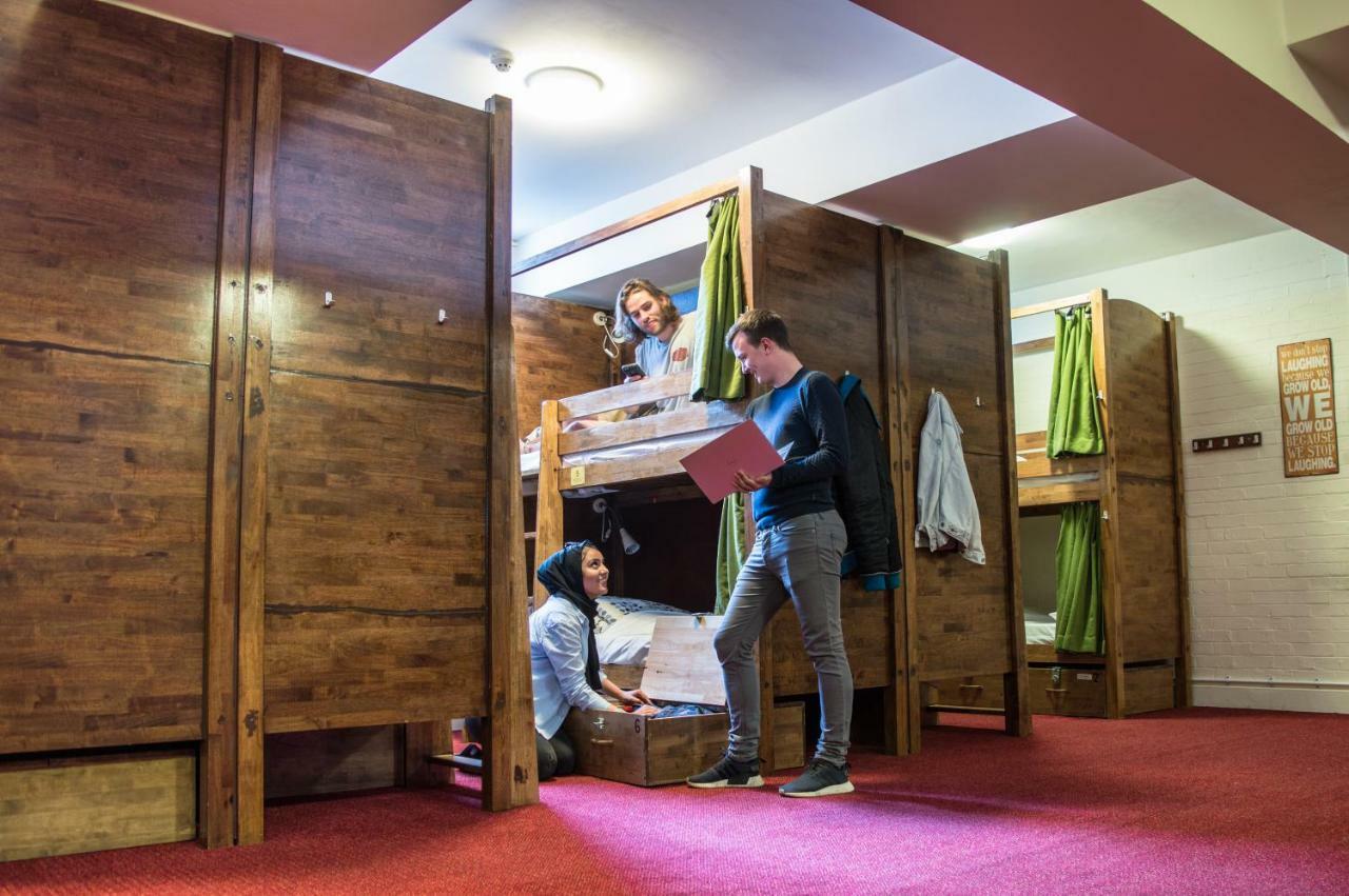 Palmers Hillspring At Willesden Hostel