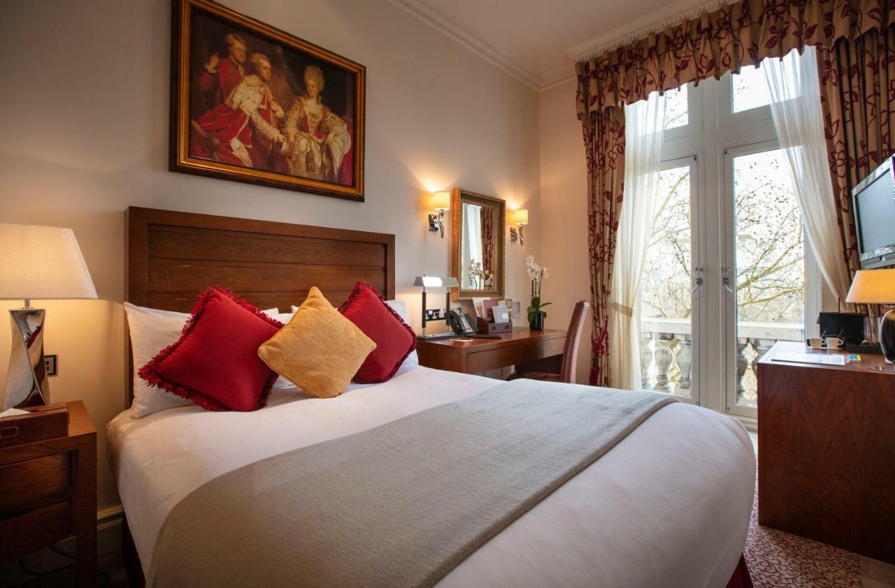 The Royal Horseguards Hotel, Hotell