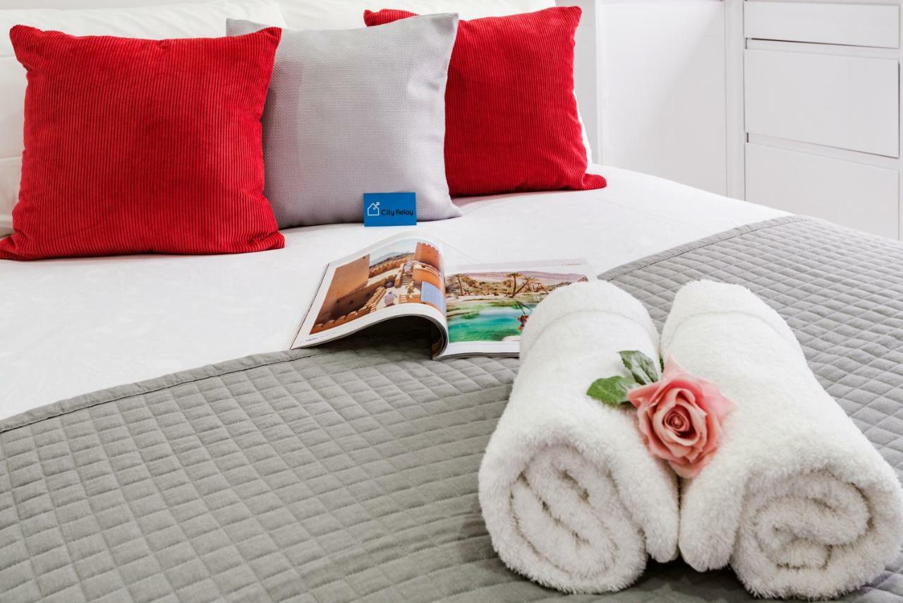 The Armadale Road Apartment *