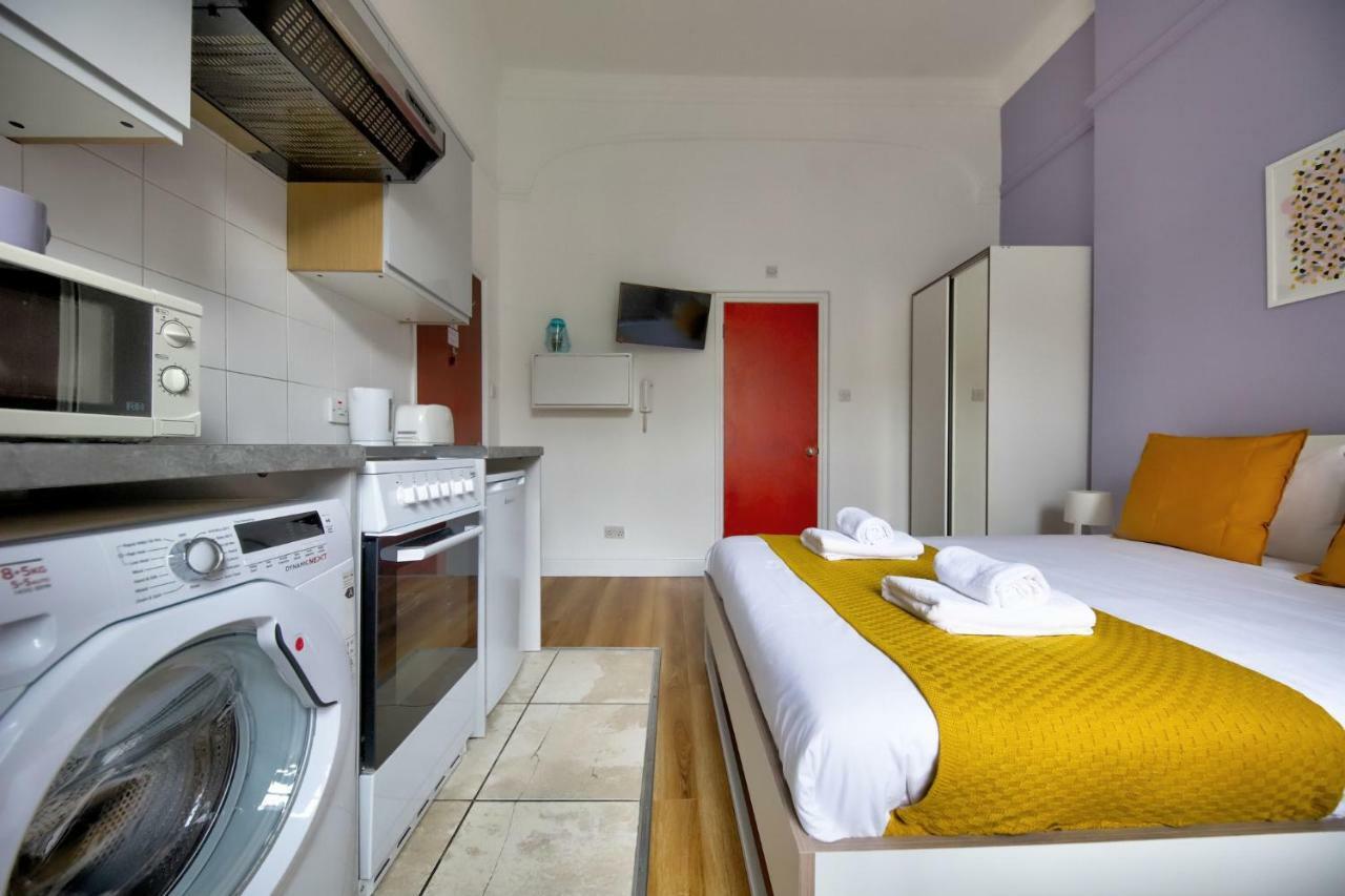 Bayswater Apartments Apartment