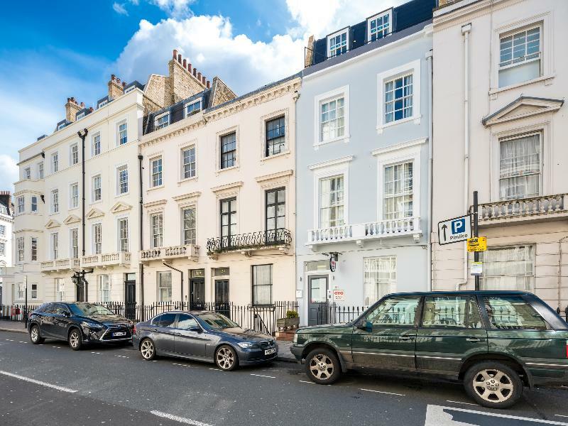 Oyo Bakers Hotel London Victoria 3*