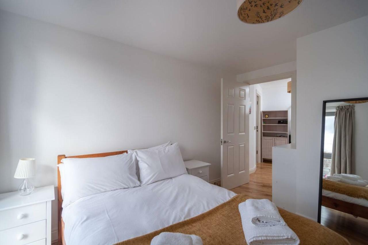 Lejlighed Guestready - Spacious 1 Bed For 4 Victoriapimlico London