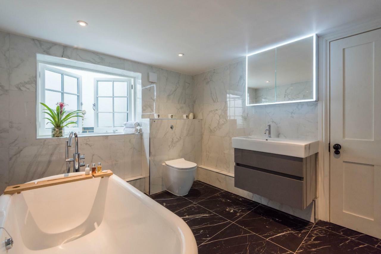 Hébergement de vacances Beautiful Chiswick With Garden *