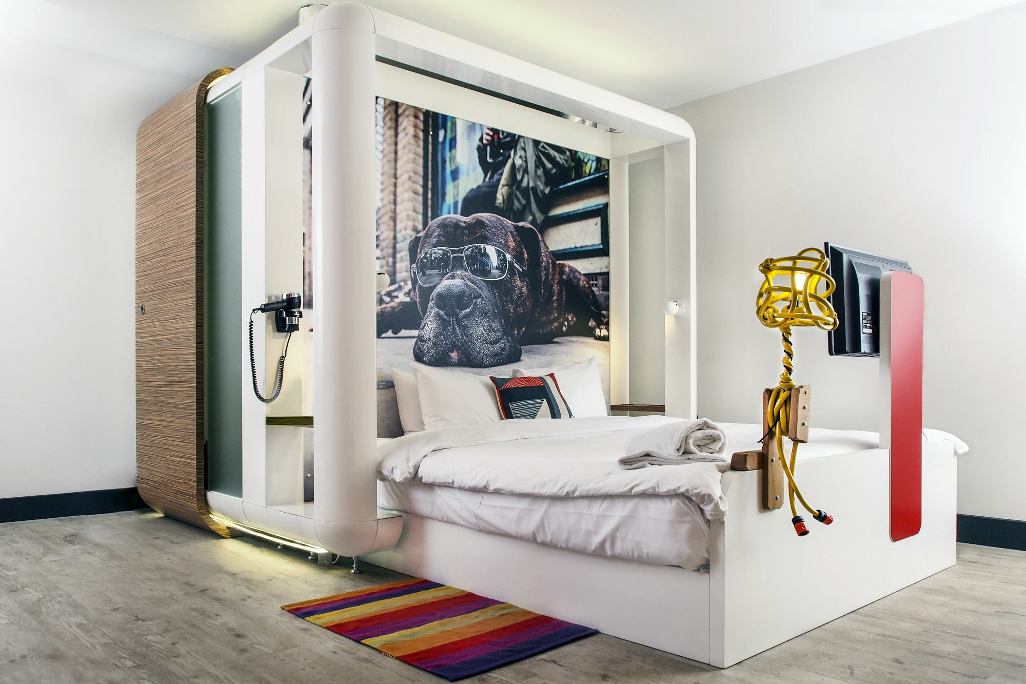 Hotell The Corner 3*