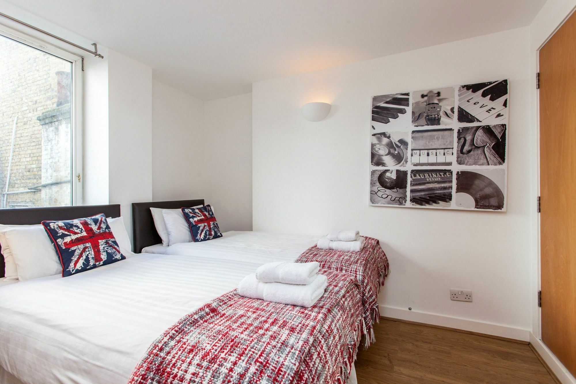Club Living - Piccadilly & Covent Garden Apartments *