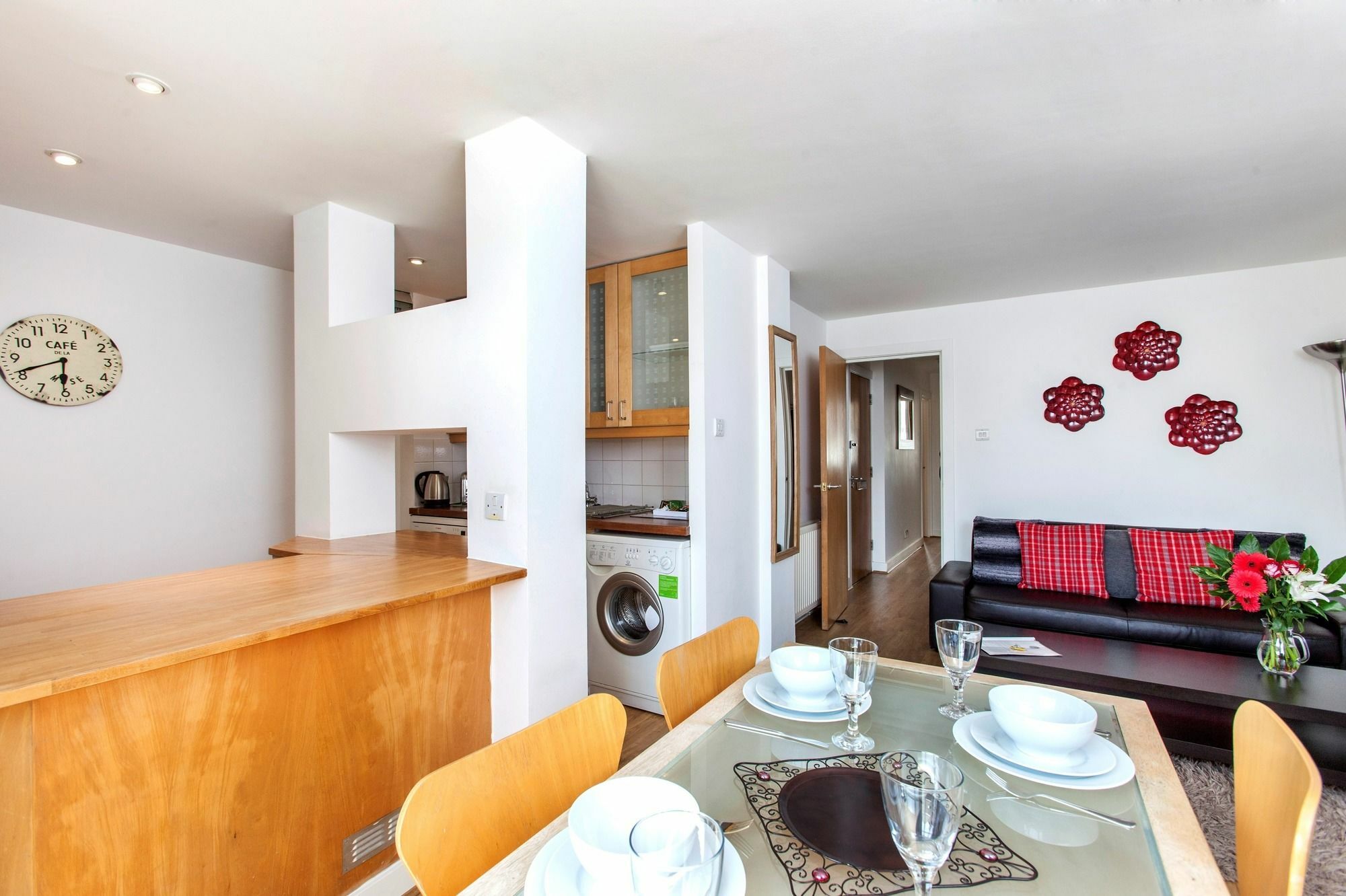 Club Living - Piccadilly & Covent Garden Apartments *