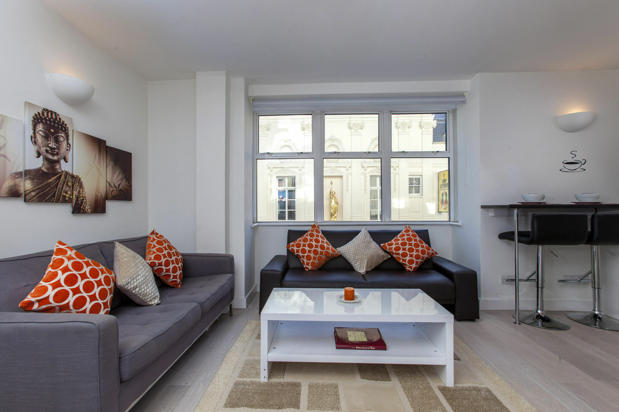 Club Living - Piccadilly & Covent Garden Apartments *