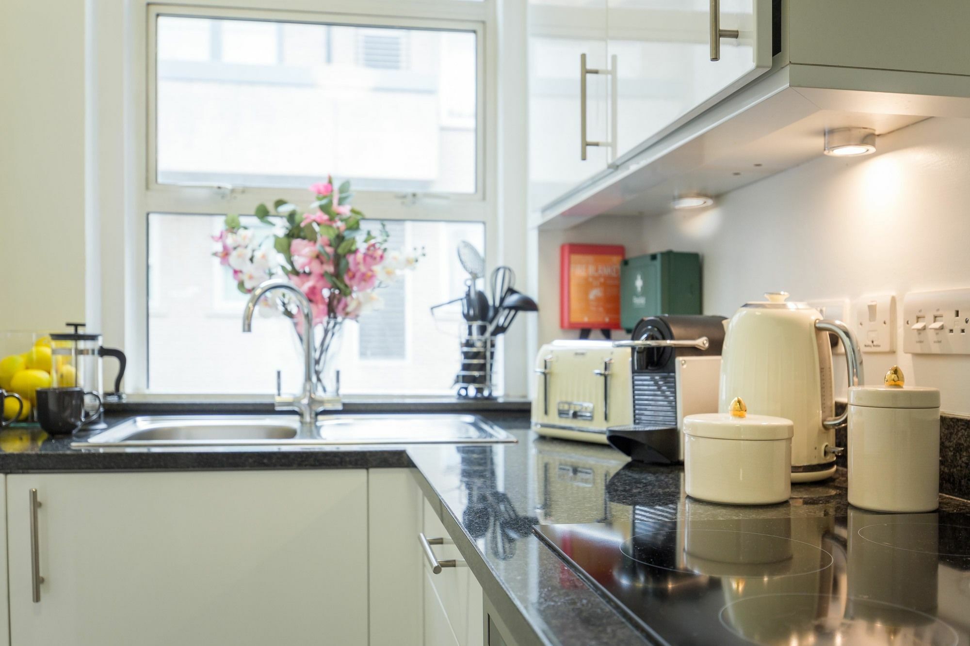 Chiltern And Baker Luxury Apartment London