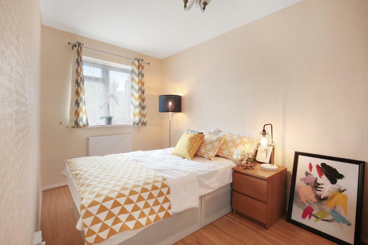 Charming In The Heart Of Chiswick Gasthof *