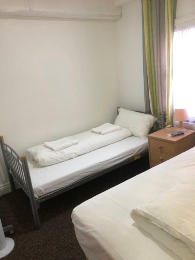 E1- Flats 2* London