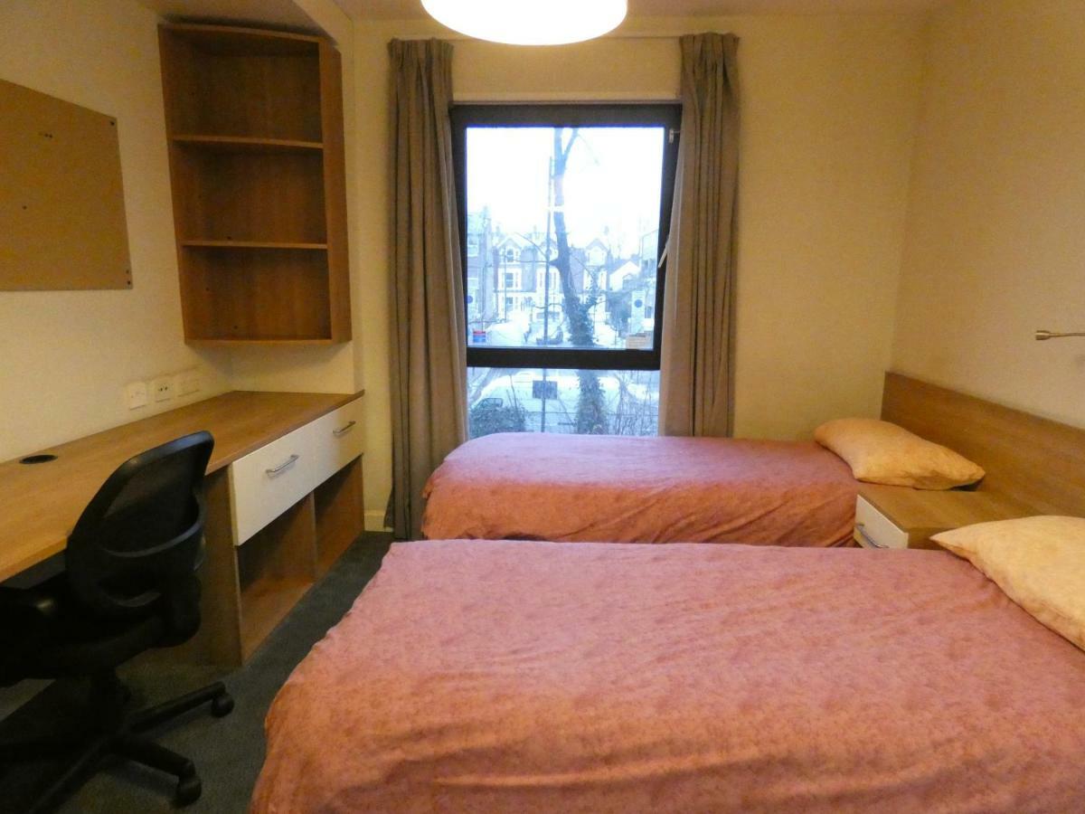 Hostel Newington Court *