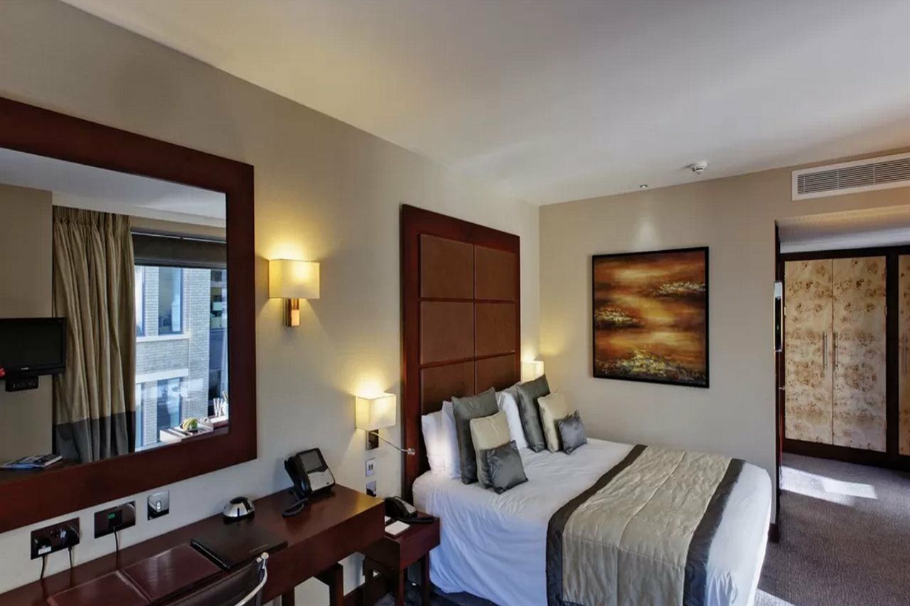 Hotell Leonardo Royal St Paul's London
