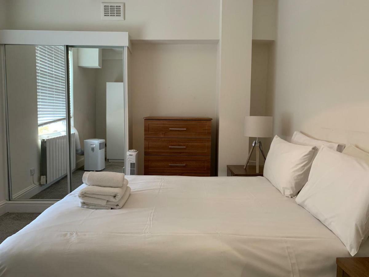 Primestay Baker Street Residences Apartment