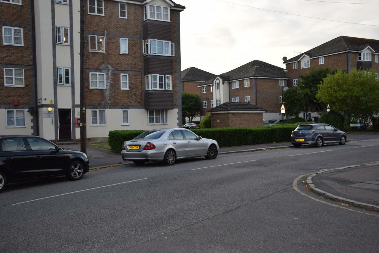 Appartement 1 Bedroom Ponders End Londres