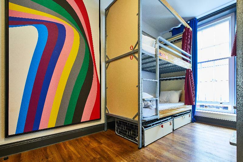 St Christopher's Oasis - Bridge - Female Only * London