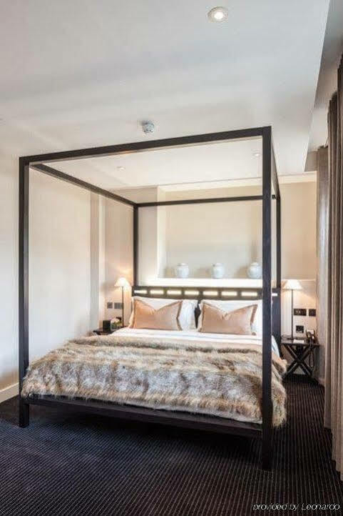 Hotel The Resident Soho 4*