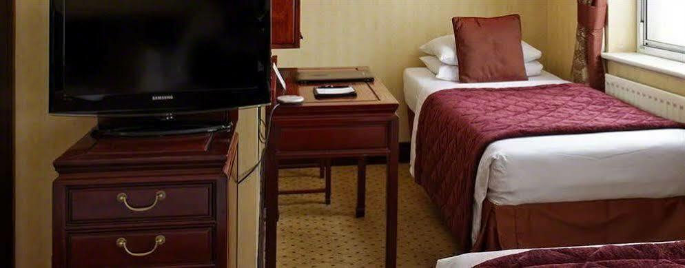 Hotel Rochester By Blue Orchid 4*