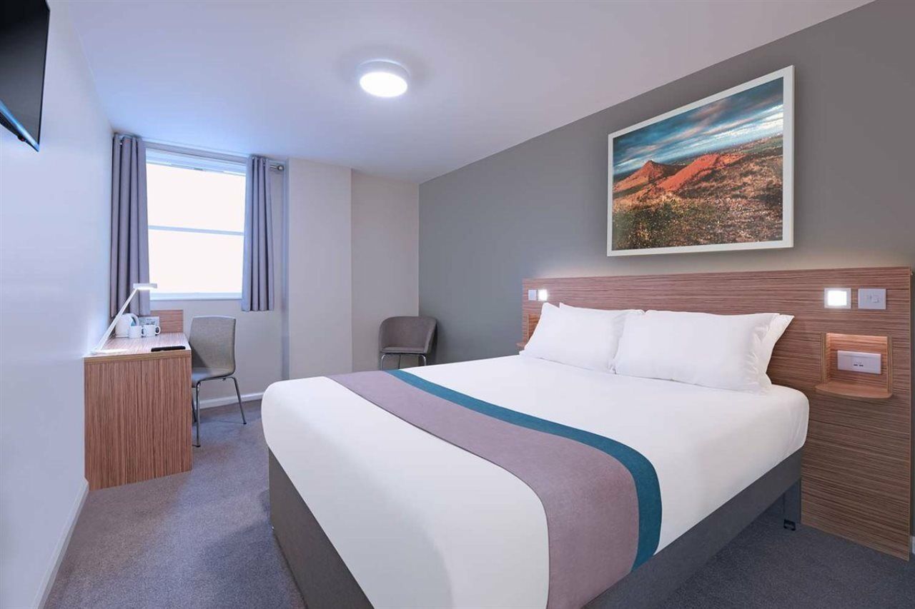 Travelodge Farringdon Hotell 3*