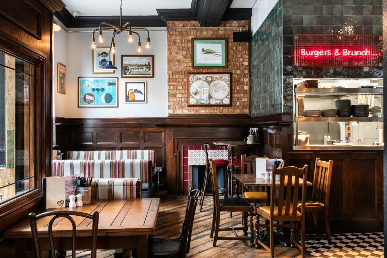 Ostello Publove @ The Rose & Crown *