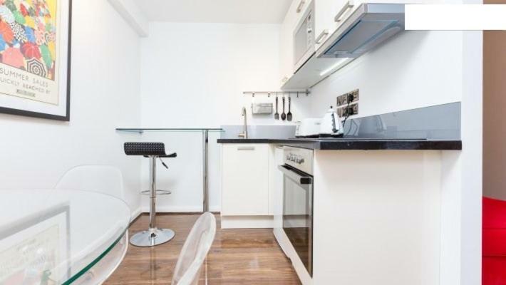The Dome Hyde Park Apartment *
