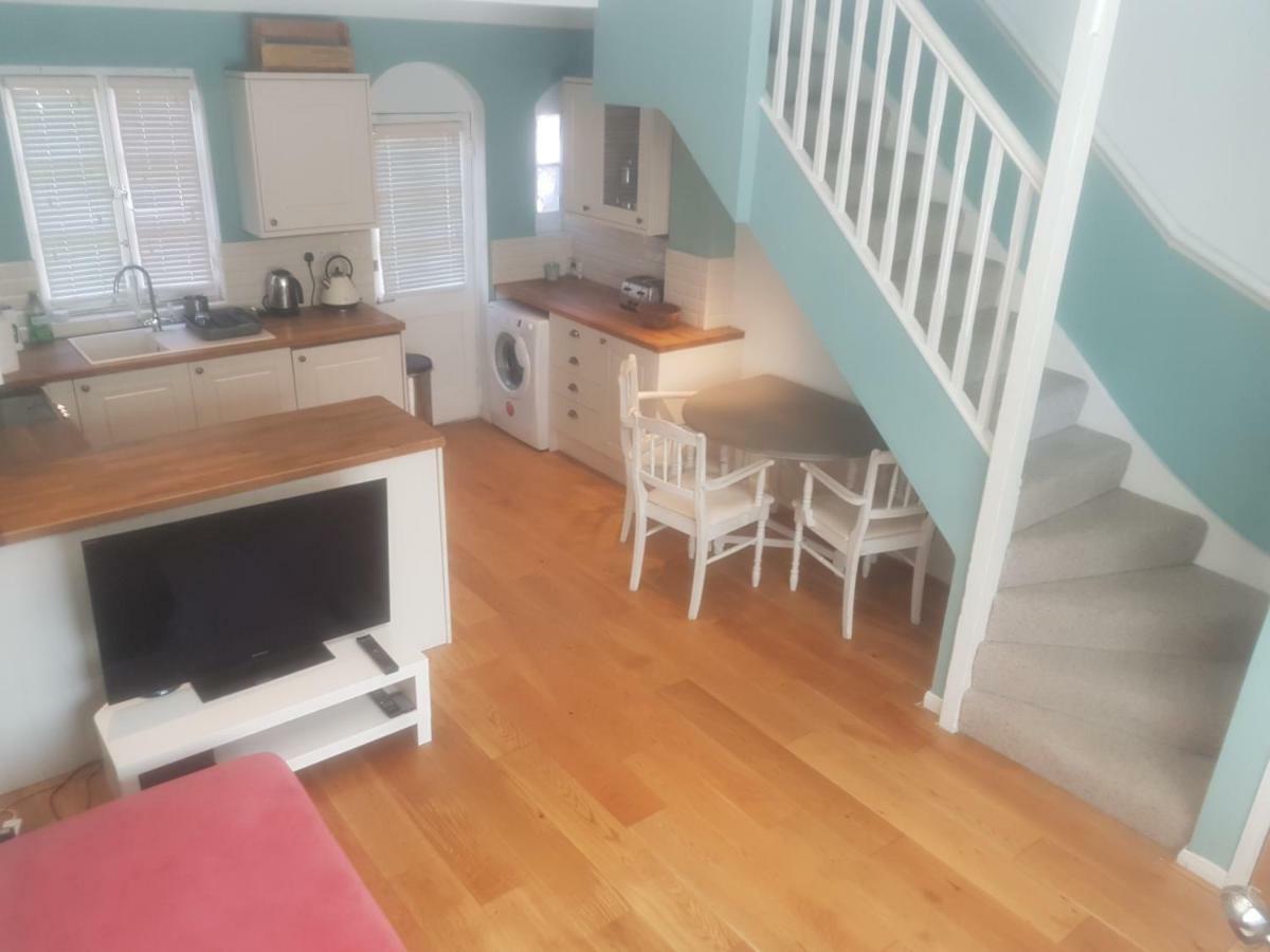 Beautiful 2 Bedroom In The Heart Of Greenwich Londen