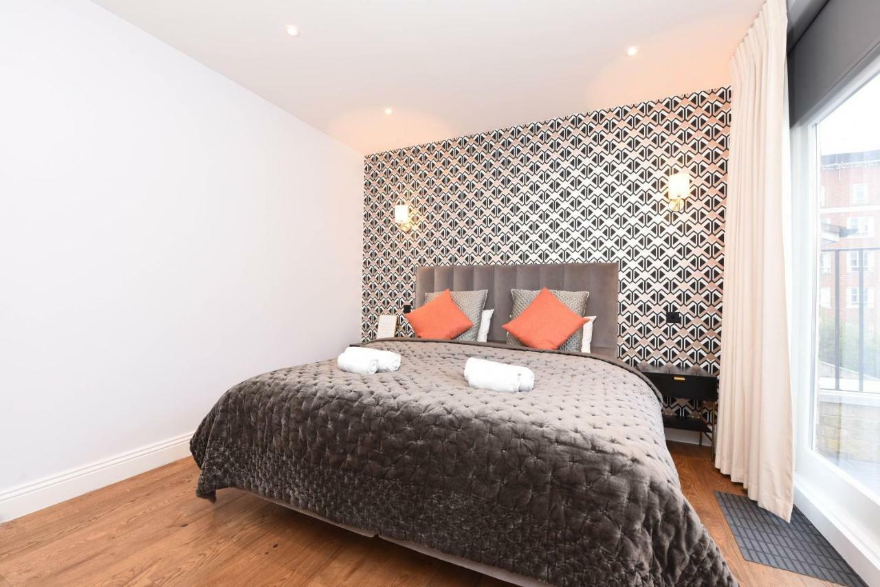 Apartment Stylish!! Spacious 2 & 3 Deluxe Near Victoria Station