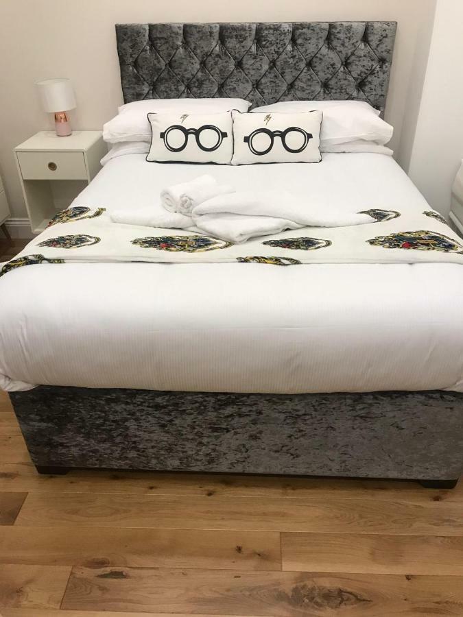 Apartment Flat 2, Cromwell Road 3 Bedroom
