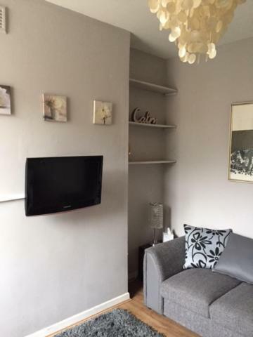 Perfect 2 Bedroom Flat Shepherds Bush W12 Lägenhet London