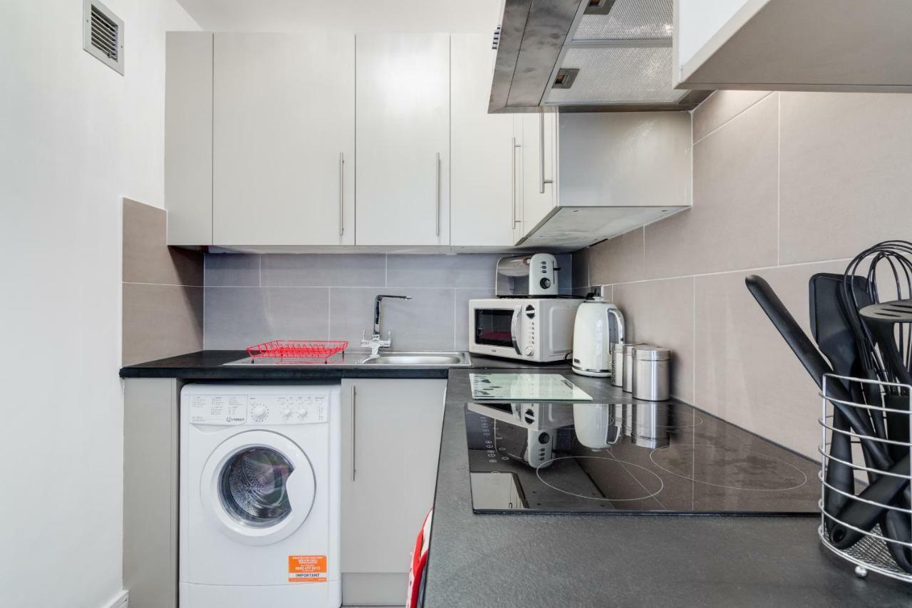 Aparthotel Sherborne Court 3*