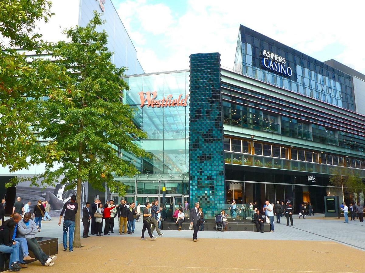 Top Floor Luxury And Spacious 2 Bedroom In Stratford Apartment London