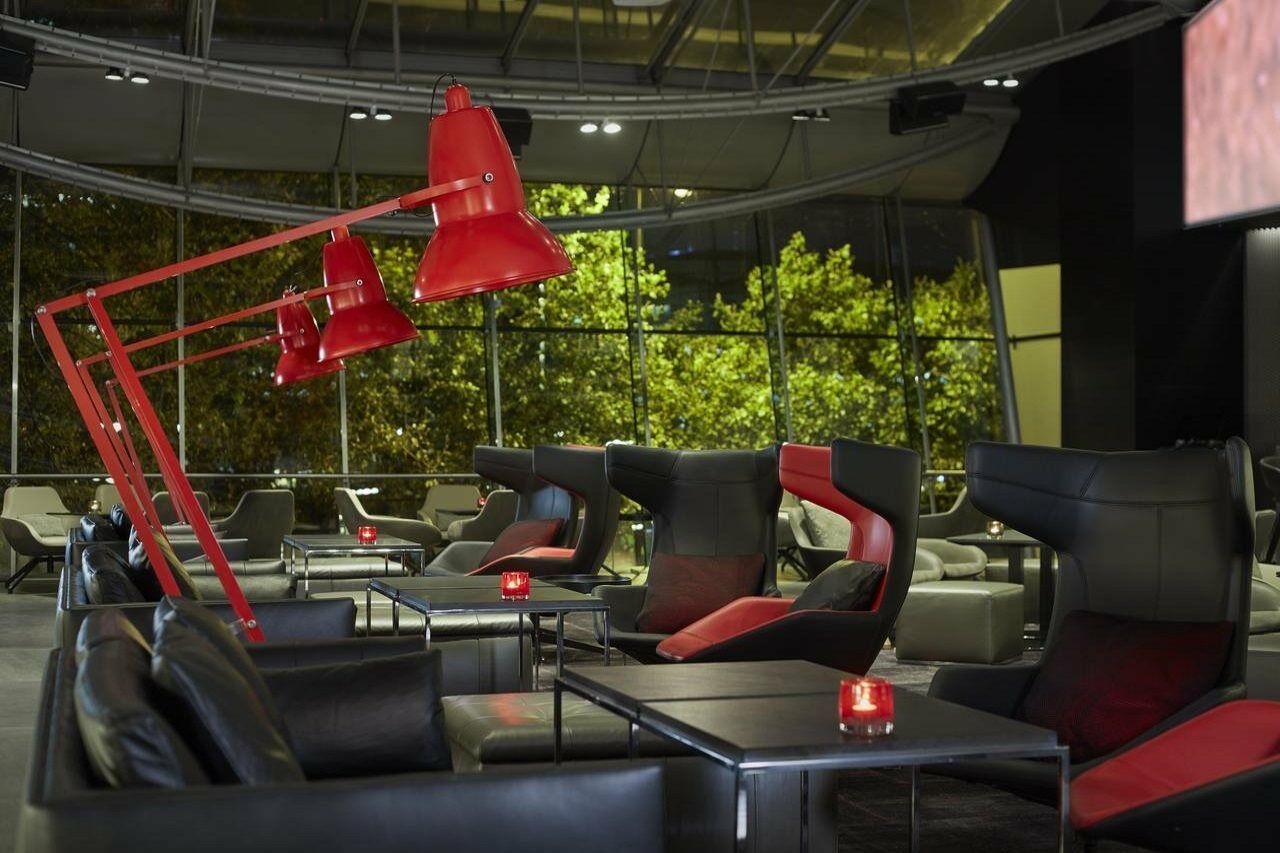 Aparthotel Plaza On The River 5*