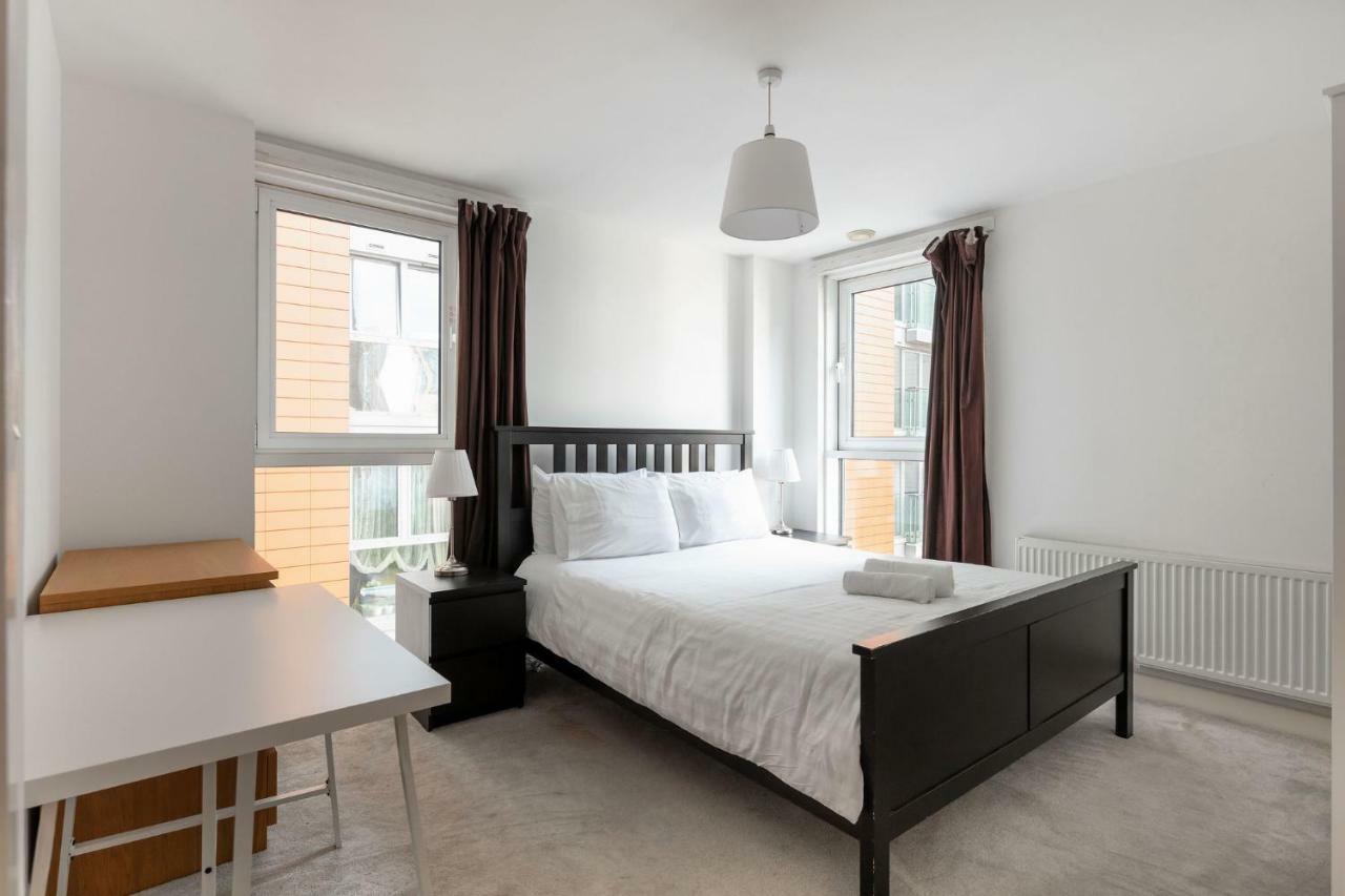 Luxury With River View, Gym And Parking Leilighet *