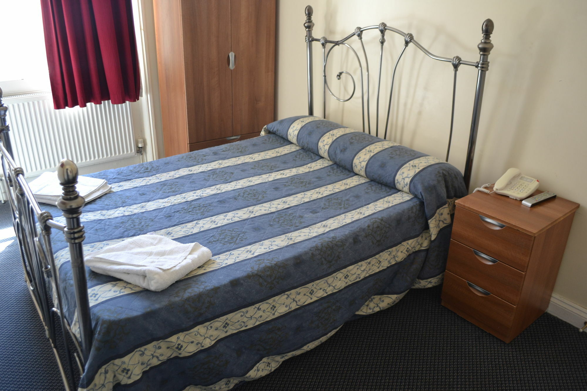 The House On Warwick 4* London